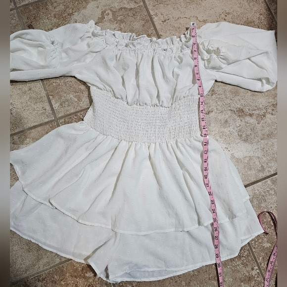 Women’s White Off Shoulder Smocked Waist Tiered Ruffle Mini Dress Size Large Y2K - Picture 7 of 7